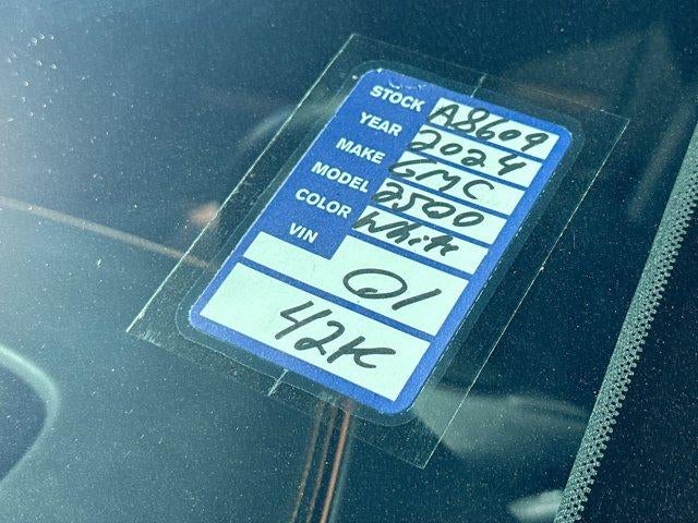 2024 GMC Sierra 2500 HD Crew Cab Long Box 4-Wheel Drive AT4