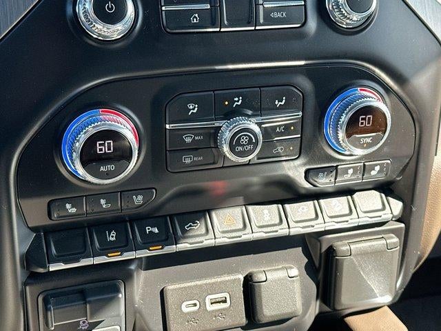 2022 GMC Sierra 2500 HD Crew Cab Standard Box 4-Wheel Drive Denali