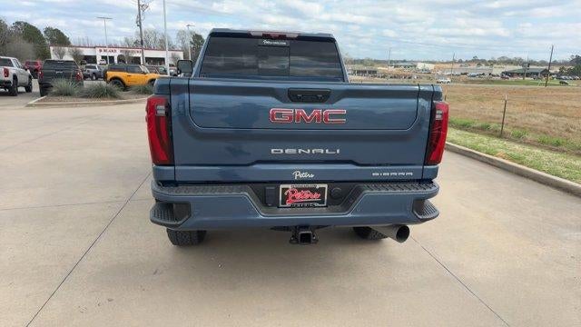 2024 GMC Sierra 2500 HD Crew Cab Standard Box 4-Wheel Drive Denali
