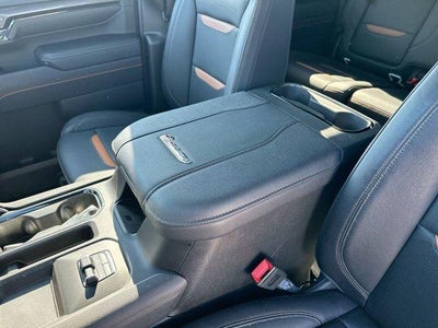 2025 GMC Sierra 3500 HD Crew Cab Standard Box 4-Wheel Drive AT4