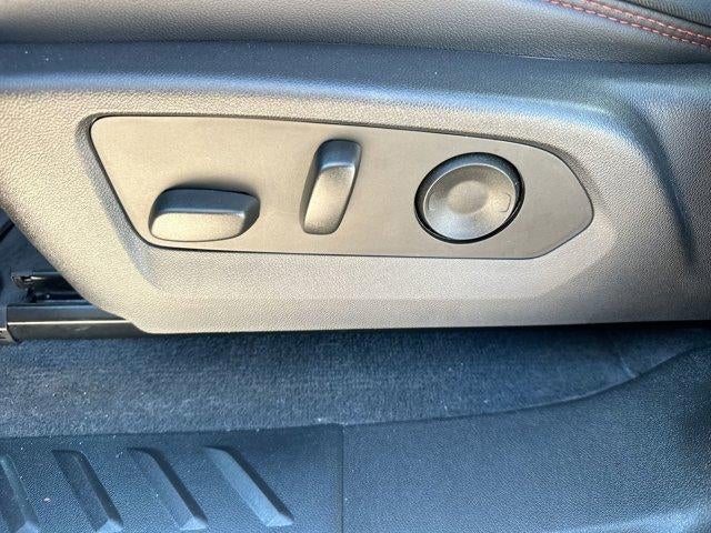 2024 GMC Canyon Crew Cab Short Box 4-Wheel Drive AT4X