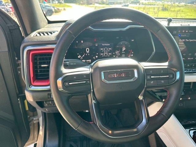 2024 GMC Canyon Crew Cab Short Box 4-Wheel Drive AT4X