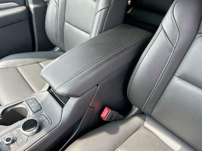 2025 Cadillac XT4 AWD 4dr Premium Luxury