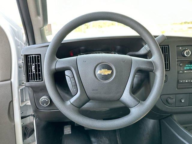 2024 Chevrolet Express Cutaway 3500 Base