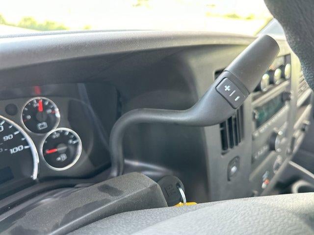 2024 Chevrolet Express Cutaway 3500 Base