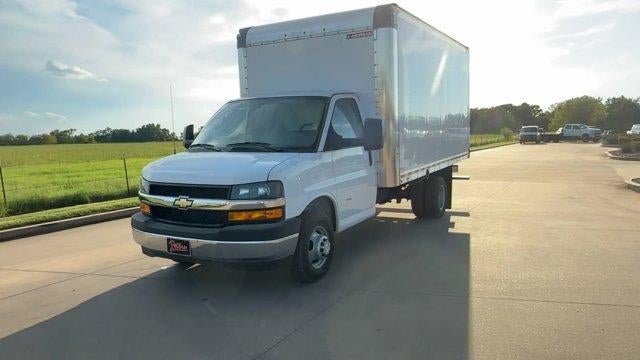 2024 Chevrolet Express Cutaway 3500 Base