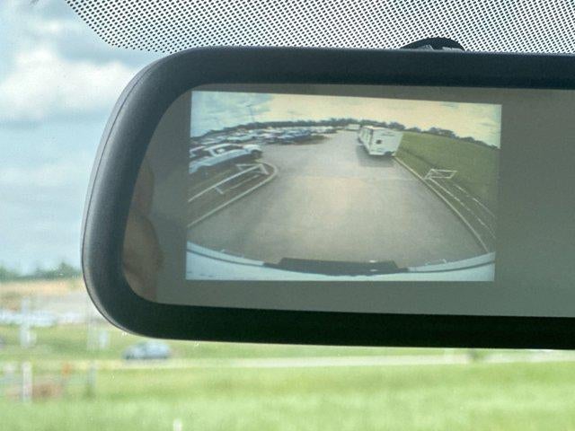 2024 Chevrolet Express Cutaway 3500 Base