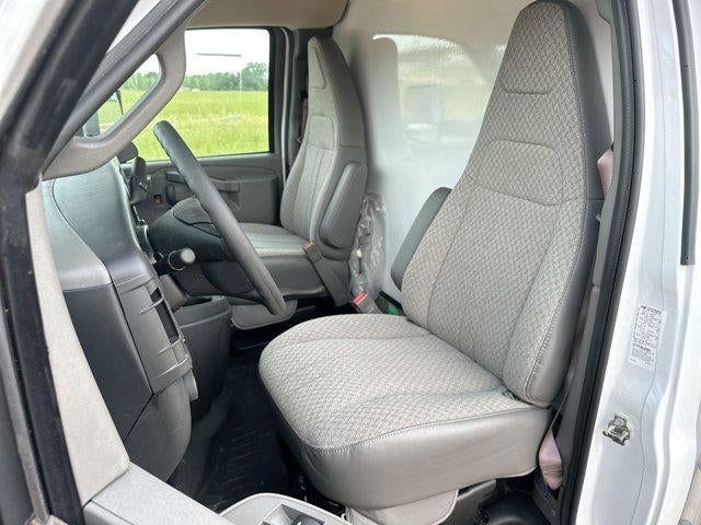 2024 Chevrolet Express Cutaway 3500 Base