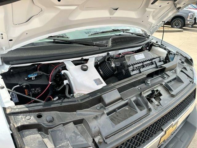 2024 Chevrolet Express Cutaway 3500 Base