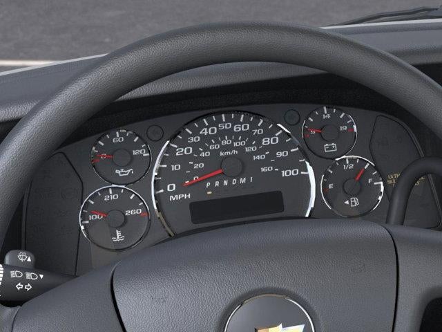 2025 Chevrolet Express Cutaway 3500 Base
