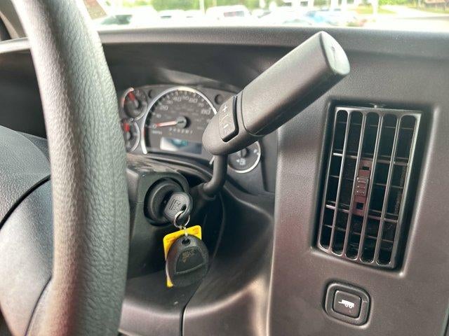 2024 Chevrolet Express Cutaway 3500 Base