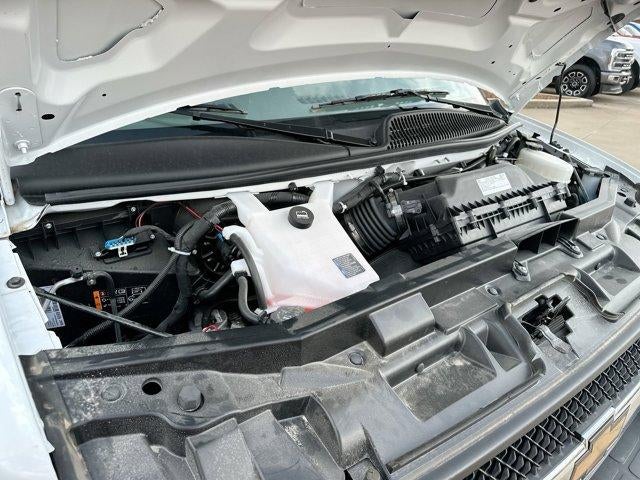 2024 Chevrolet Express Cutaway 3500 Base