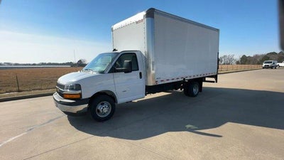 2025 Chevrolet Express Cutaway 3500 Base