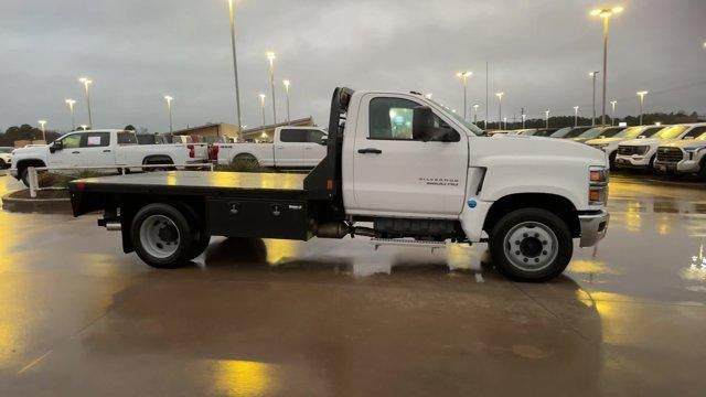2024 Chevrolet Silverado 5500 HD Work Truck