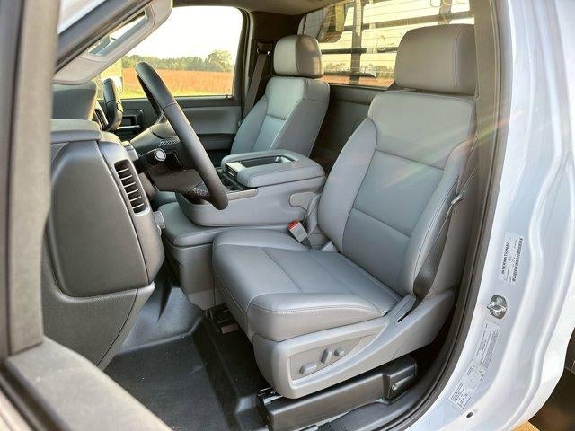 2024 Chevrolet Silverado 5500 HD Work Truck