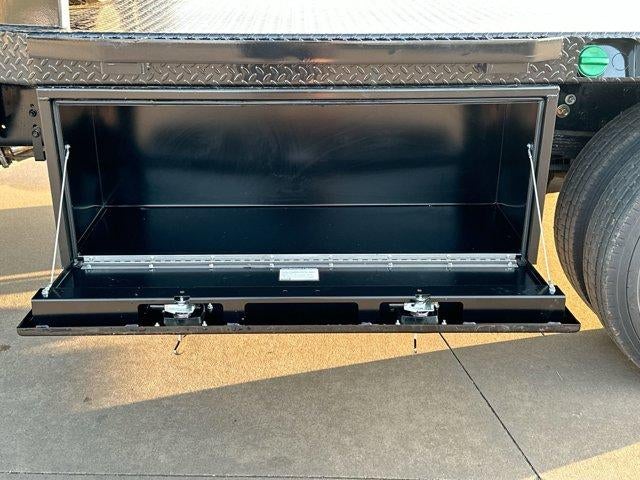 2024 Chevrolet Silverado 5500 HD Work Truck