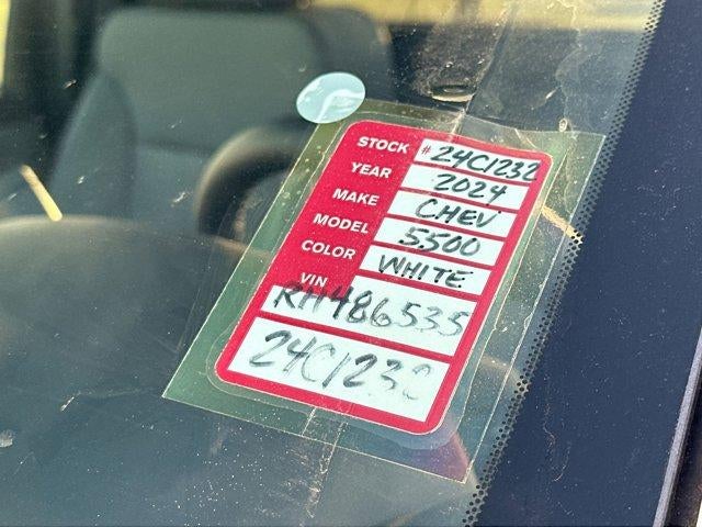 2024 Chevrolet Silverado 5500 HD Work Truck