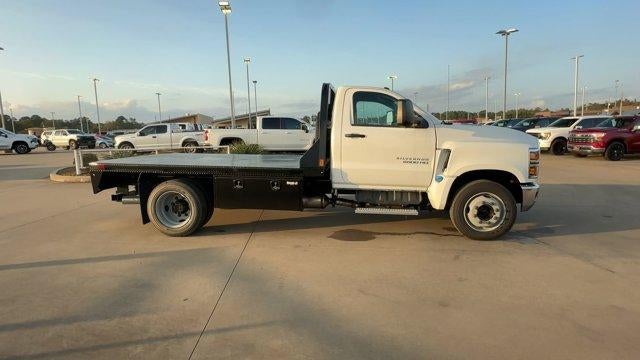 2024 Chevrolet Silverado 5500 HD Work Truck