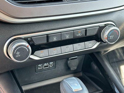 2024 Nissan Altima 2.5 SR Sedan