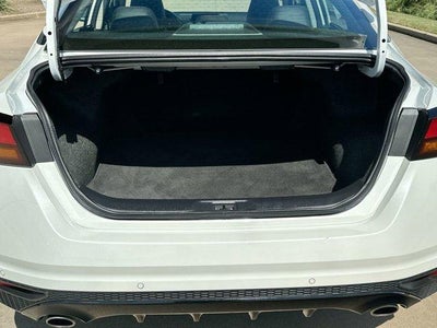 2024 Nissan Altima 2.5 SR Sedan