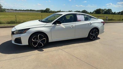 2024 Nissan Altima 2.5 SR Sedan