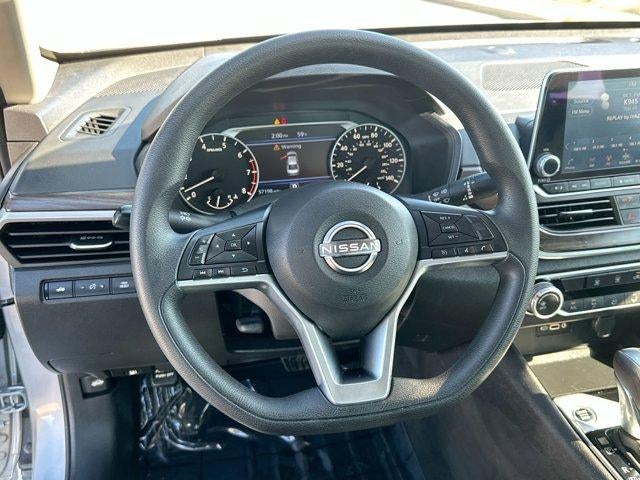 2024 Nissan Altima 2.5 SV Sedan