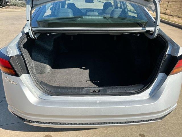 2024 Nissan Altima 2.5 SV Sedan