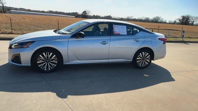 2024 Nissan Altima 2.5 SV Sedan