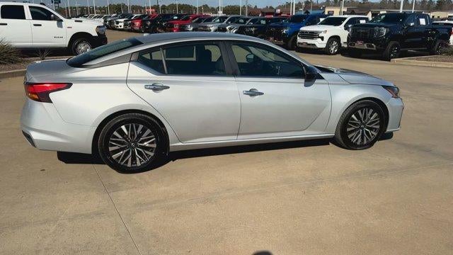 2024 Nissan Altima 2.5 SV Sedan