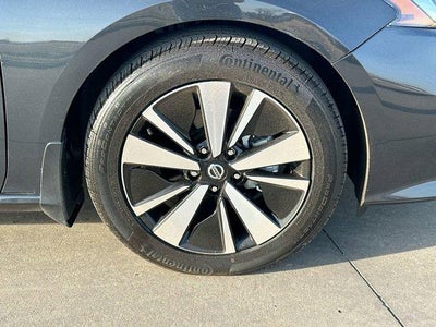 2022 Nissan Altima 2.5 SV Sedan