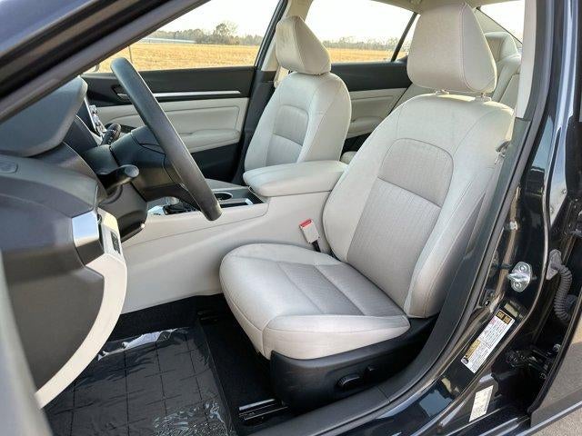 2022 Nissan Altima 2.5 SV Sedan