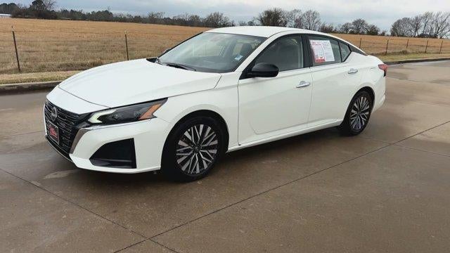 2025 Nissan Altima SV FWD