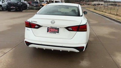 2025 Nissan Altima SV FWD