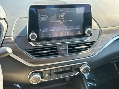 2025 Nissan Altima SV FWD