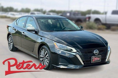 2024 Nissan Altima 2.5 SV Sedan