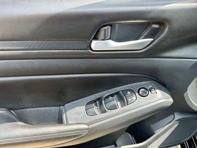 2024 Nissan Altima 2.5 SV Sedan
