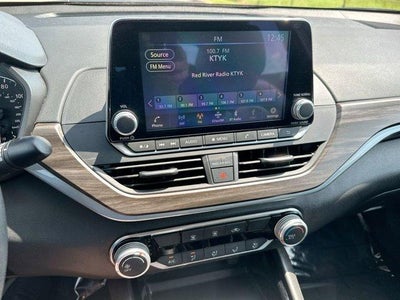 2024 Nissan Altima 2.5 SV Sedan