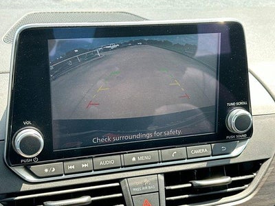 2024 Nissan Altima 2.5 SV Sedan