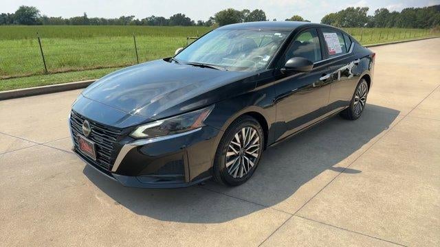 2024 Nissan Altima 2.5 SV Sedan