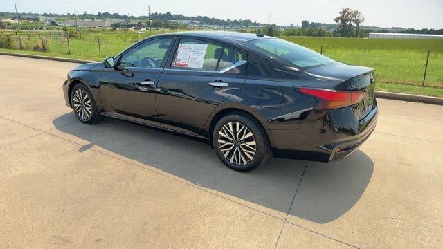 2024 Nissan Altima 2.5 SV Sedan