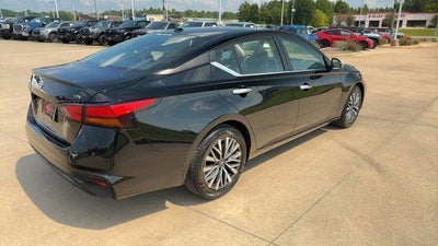 2024 Nissan Altima 2.5 SV Sedan