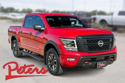 2022 Nissan Titan 4x4 Crew Cab PRO-4X