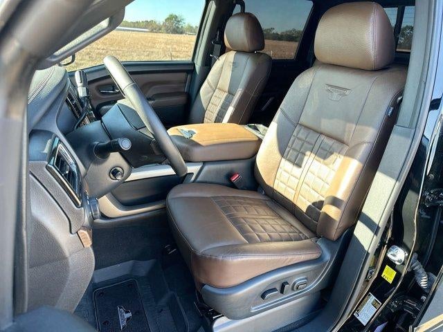 2024 Nissan Titan 4x4 Crew Cab Platinum Reserve
