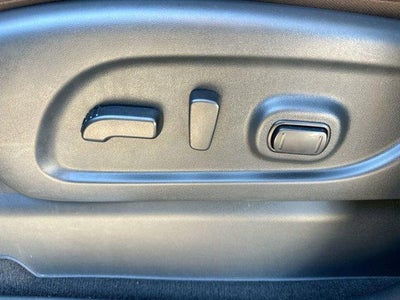 2024 Nissan Titan 4x4 Crew Cab Platinum Reserve