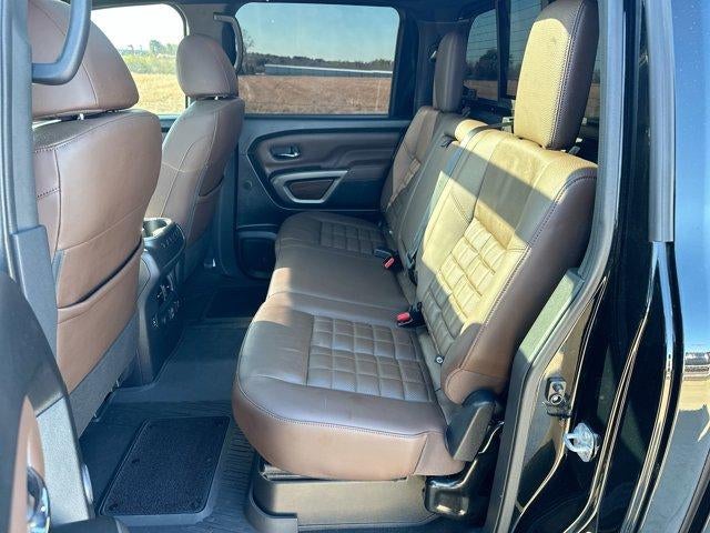 2024 Nissan Titan 4x4 Crew Cab Platinum Reserve