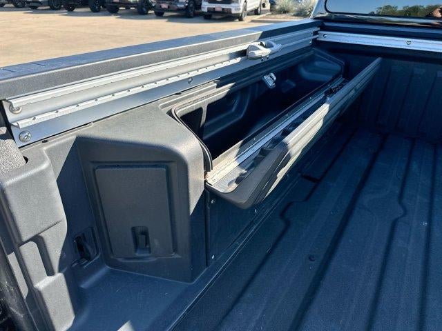 2024 Nissan Titan 4x4 Crew Cab Platinum Reserve