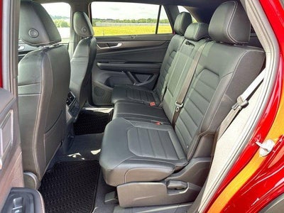 2024 Volkswagen Atlas Cross Sport 2.0T SEL R-Line 4MOTION