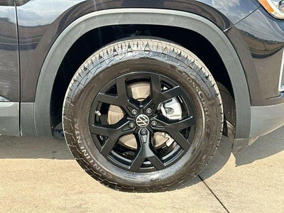 2024 Volkswagen Atlas 2.0T Peak Edition SE w/Technology 4MOTION