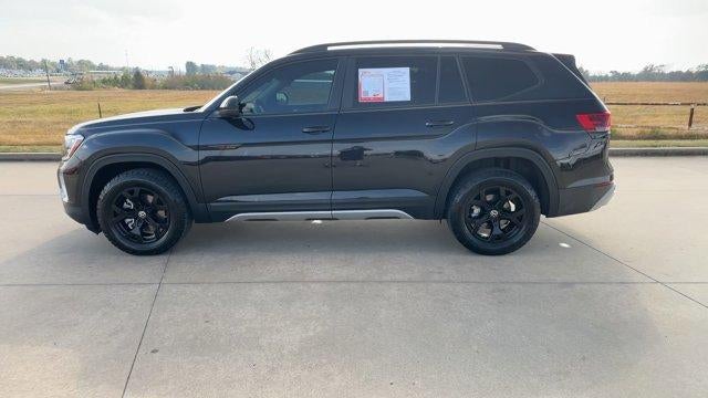 2024 Volkswagen Atlas 2.0T Peak Edition SE w/Technology 4MOTION