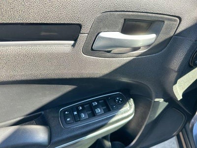 2022 Chrysler 300 300S RWD